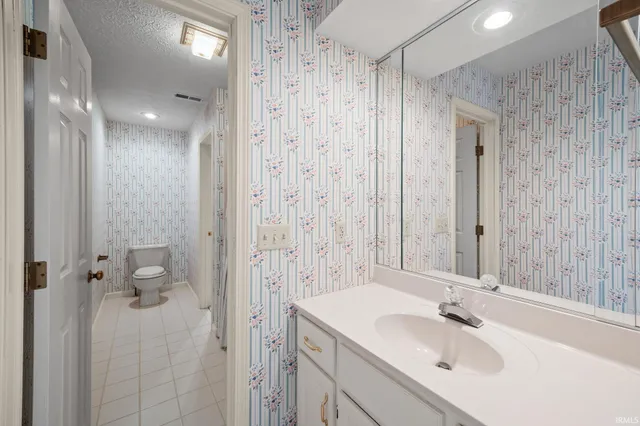 $549,900 | 3933 Deerpath Place, West Lafayette, IN 47906