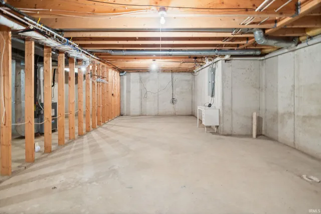 $549,900 | 3933 Deerpath Place, West Lafayette, IN 47906