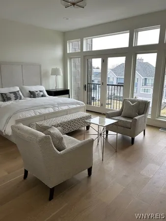 $869,000 | 258 Lakefront Boulevard, Buffalo, NY 14202