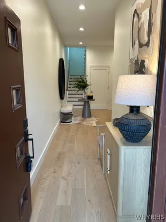 $869,000 | 258 Lakefront Boulevard, Buffalo, NY 14202