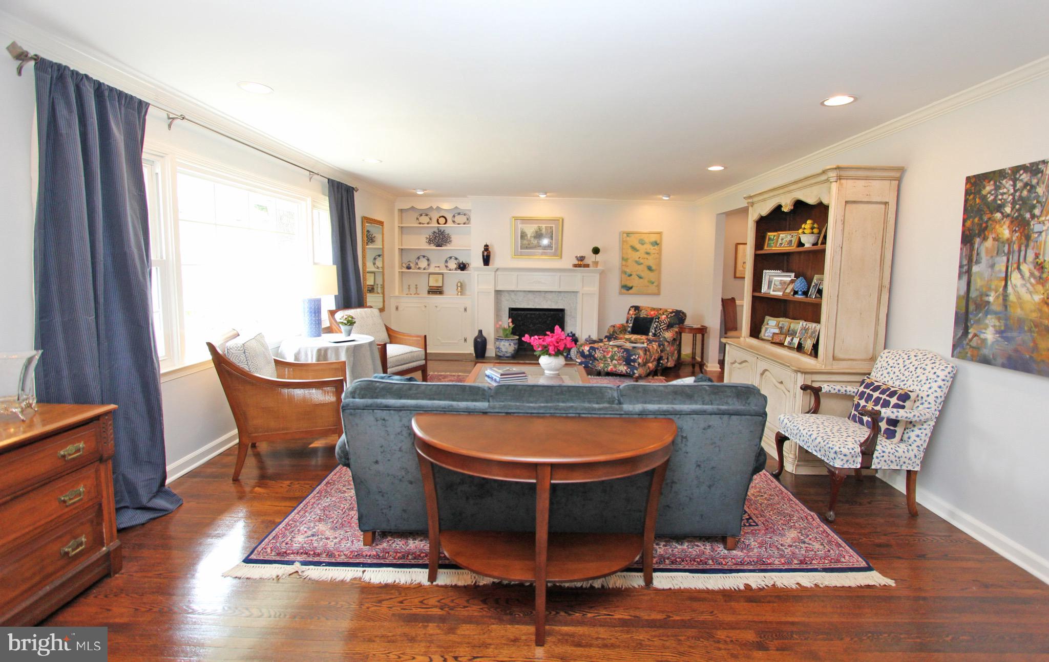 419 Woodcrest Road Wayne, PA 19087 - Photo 3 of 44 Large and gracious living room beautiful wood flrs