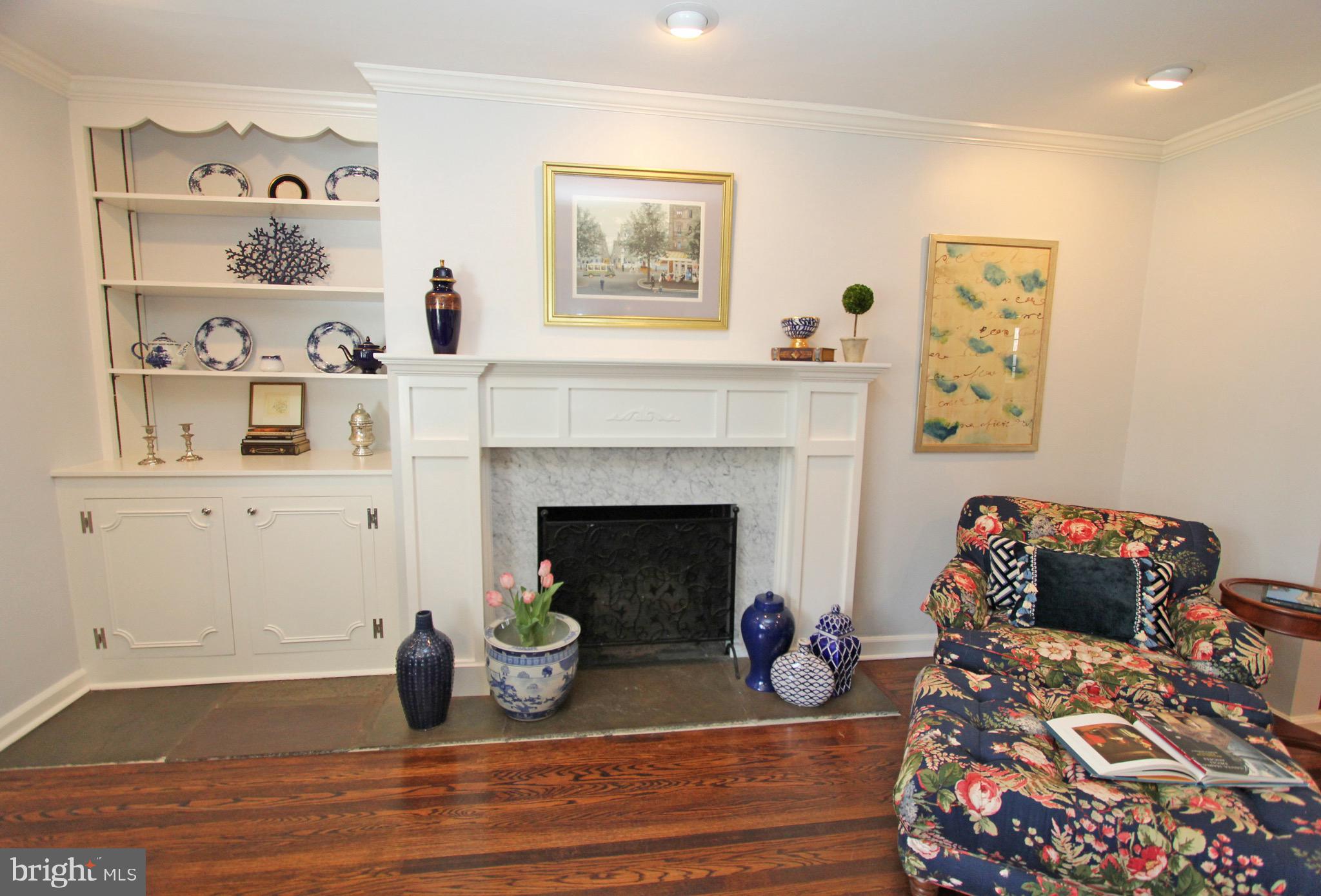 419 Woodcrest Road Wayne, PA 19087 - Photo 36 of 44 close up pic of mantel in Living rm
