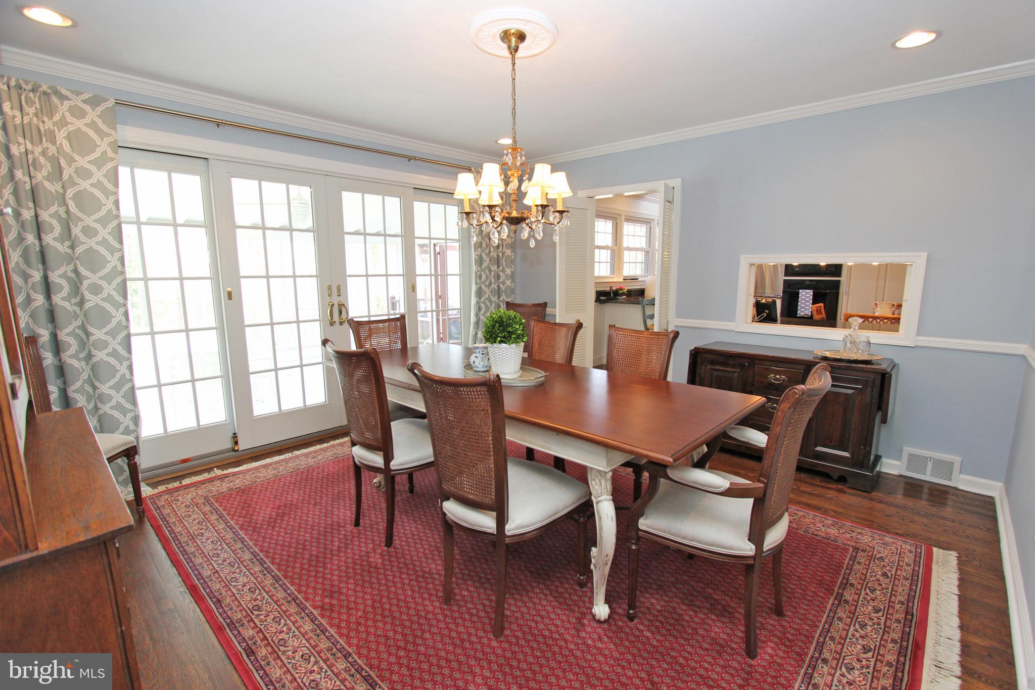 419 Woodcrest Road Wayne, PA 19087 - Photo 5 of 44 Wall of windows in formal dining room