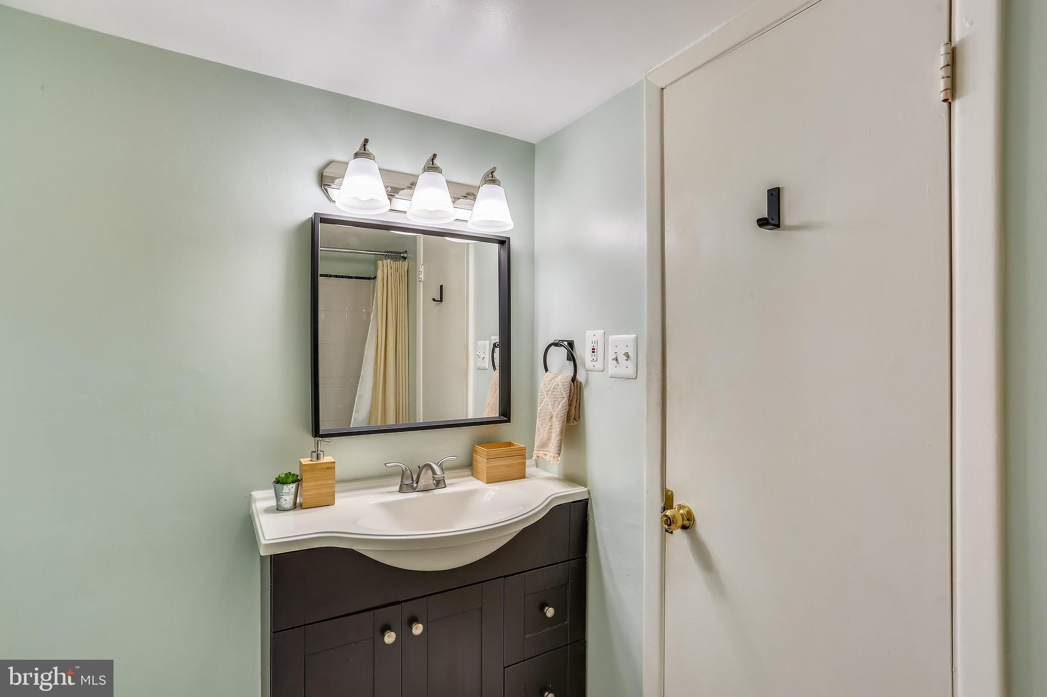 2503 Baltimore Road, Unit 25035 Rockville, MD 20853 - Photo 32 of 56 Gallery Image 32