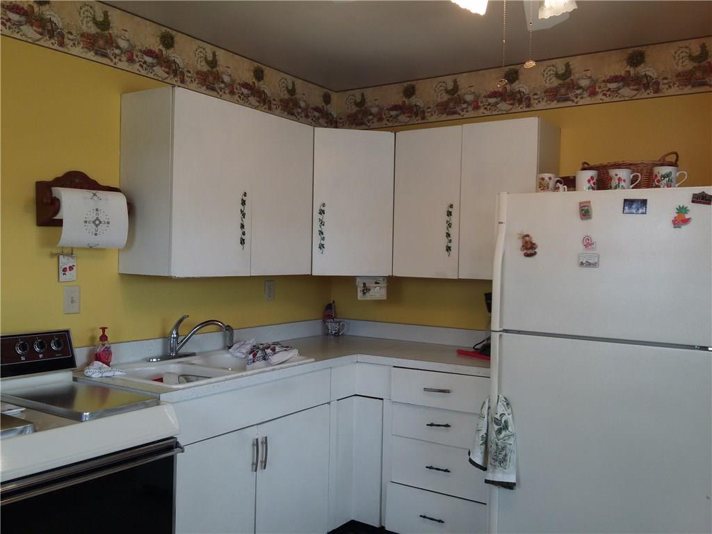 7828 Gilmore Road Indianapolis, IN 46219 - Photo 11 of 24 Gallery Image 11