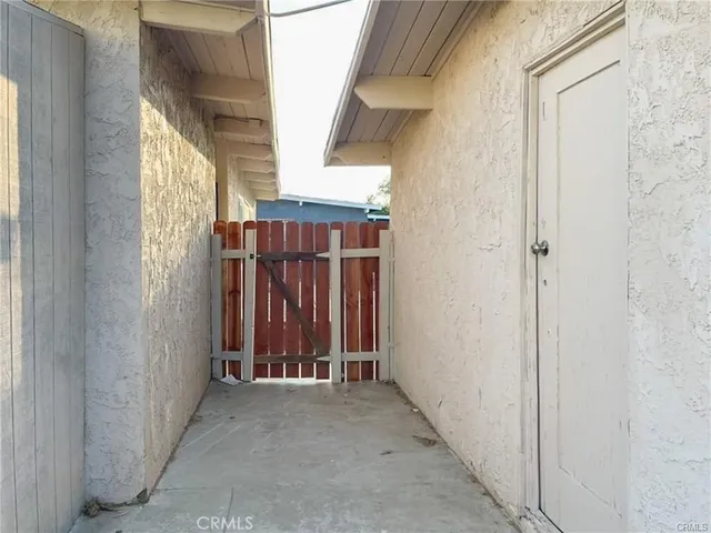 $409,900 | 1408 West W Avenue, Lancaster, CA 93534