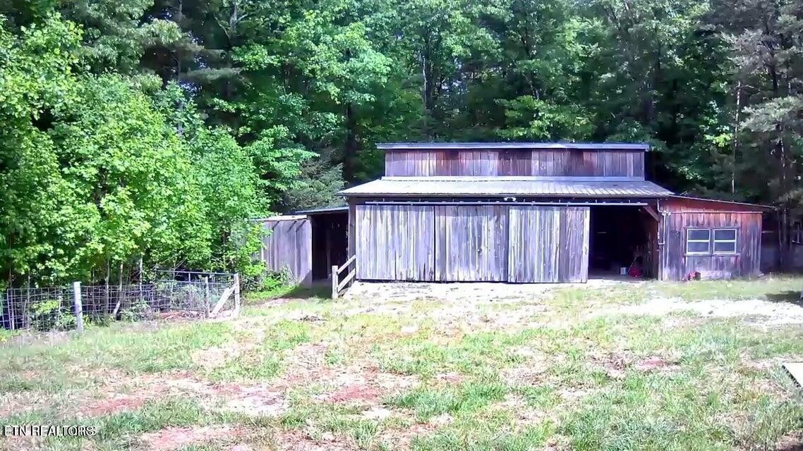 188 Dalton Branch Road Tellico Plains, TN 37385 - Photo 8 of 42