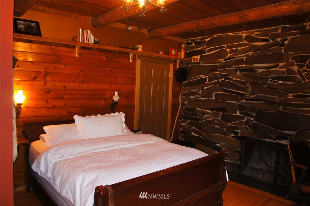 11330 2nd Place West Everett, WA 98204 - Photo 11 of 24