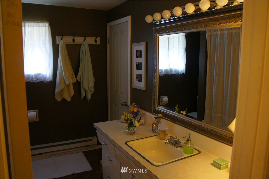 11330 2nd Place West Everett, WA 98204 - Photo 17 of 24