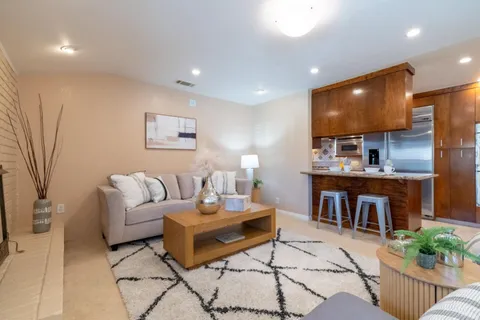 $949,999 | 7680 Santa Paula Drive, Gilroy, CA 95020