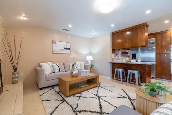 $949,999 | 7680 Santa Paula Drive, Gilroy, CA 95020