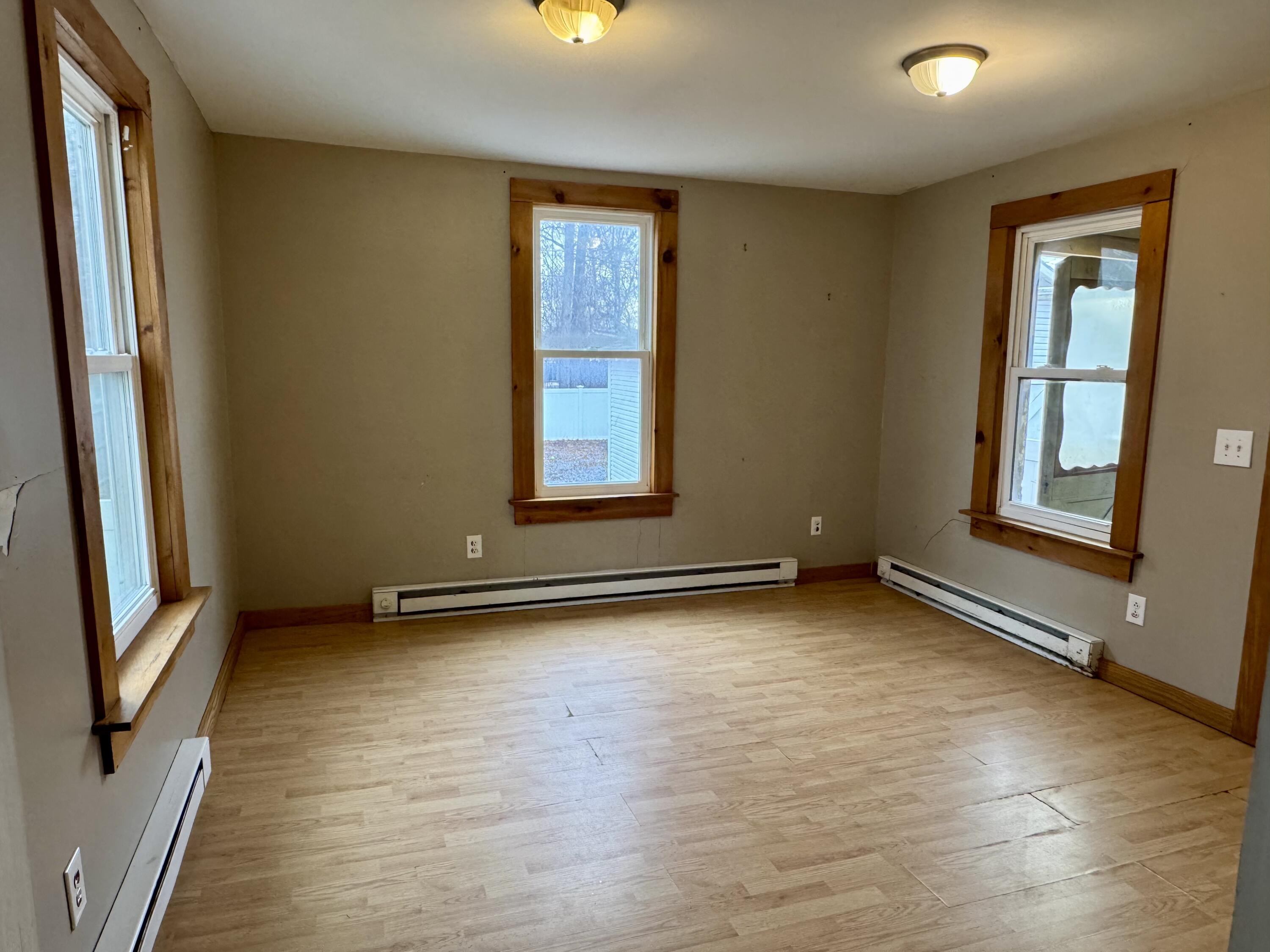 8 Lozier Place Plattsburgh, NY 12901 - Photo 8 of 17