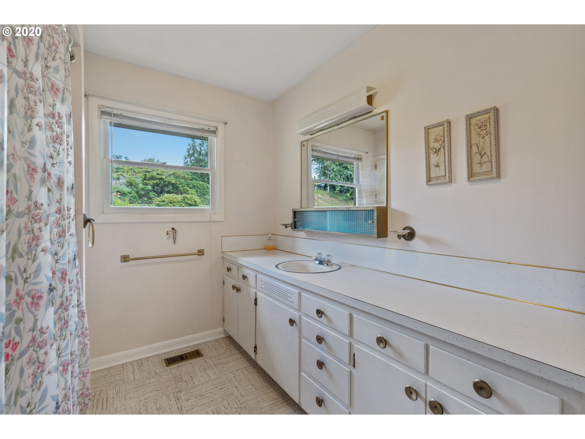 12021 Northwest McNamee Road Portland, OR 97231 - Photo 17 of 24