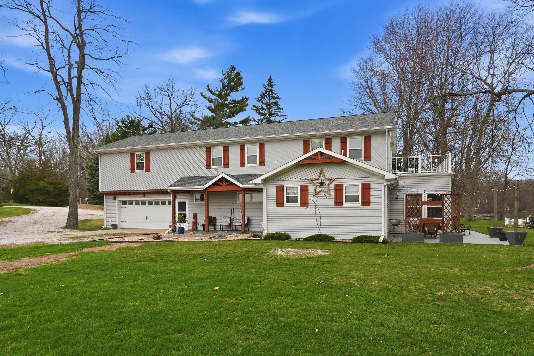 6055 North 190 West Howe, IN 46746 - Photo 4 of 36