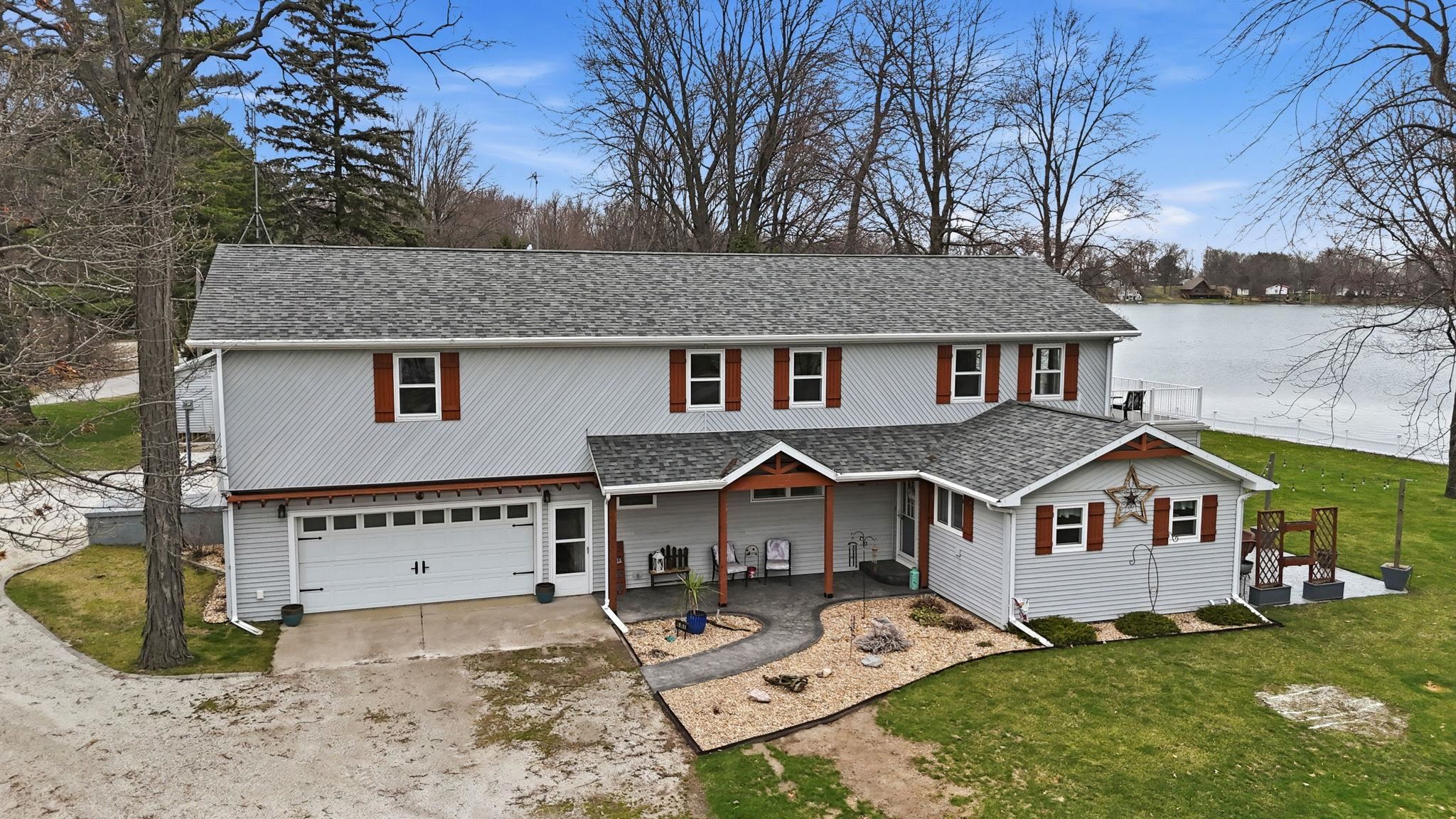 6055 North 190 West Howe, IN 46746 - Photo 5 of 36