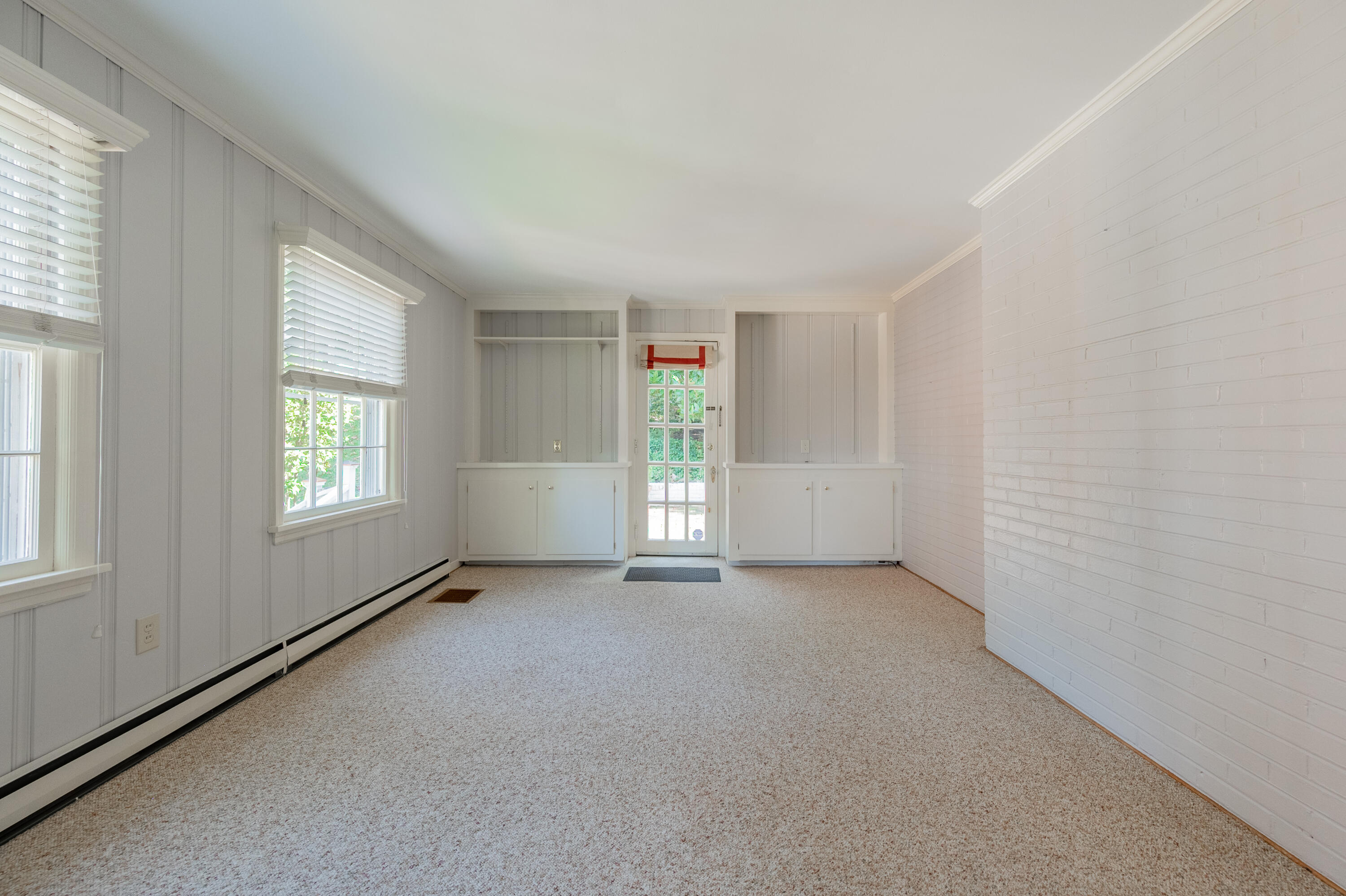 2643 Nottingham Road Southeast Roanoke, VA 24014 - Photo 29 of 105 roanoke-27