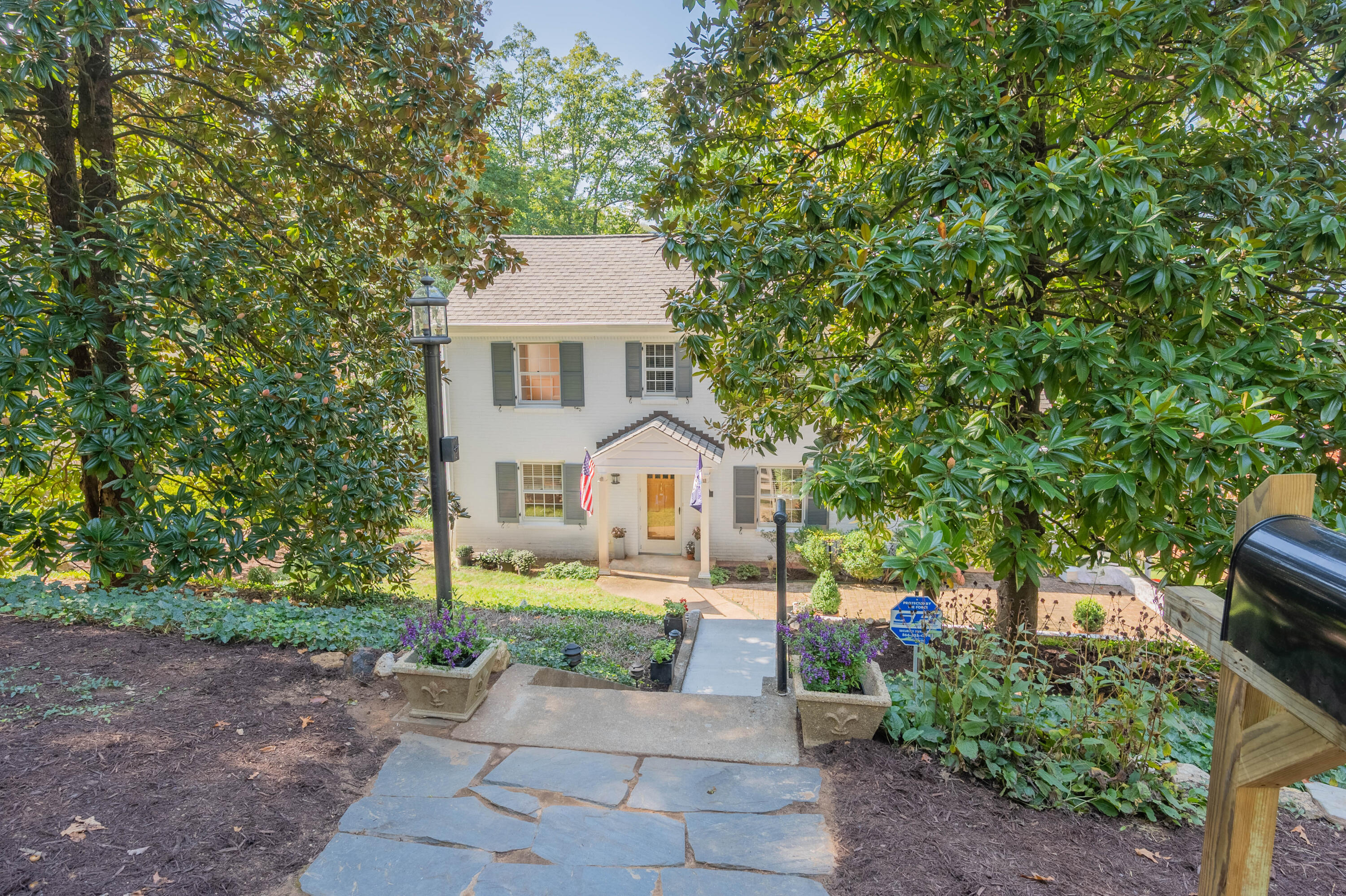 2643 Nottingham Road Southeast Roanoke, VA 24014 - Photo 4 of 105 roanoke-92 (1)