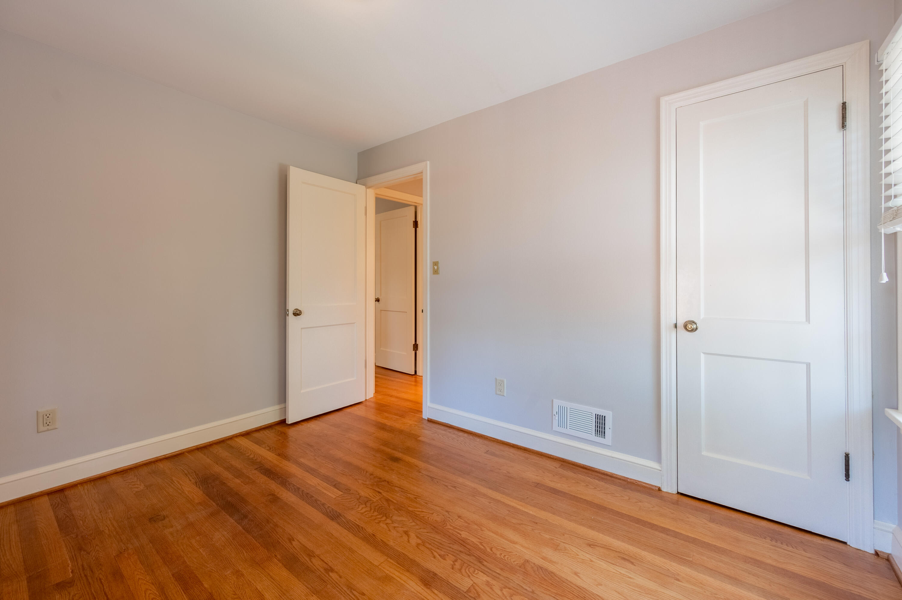 2643 Nottingham Road Southeast Roanoke, VA 24014 - Photo 57 of 105 roanoke-50