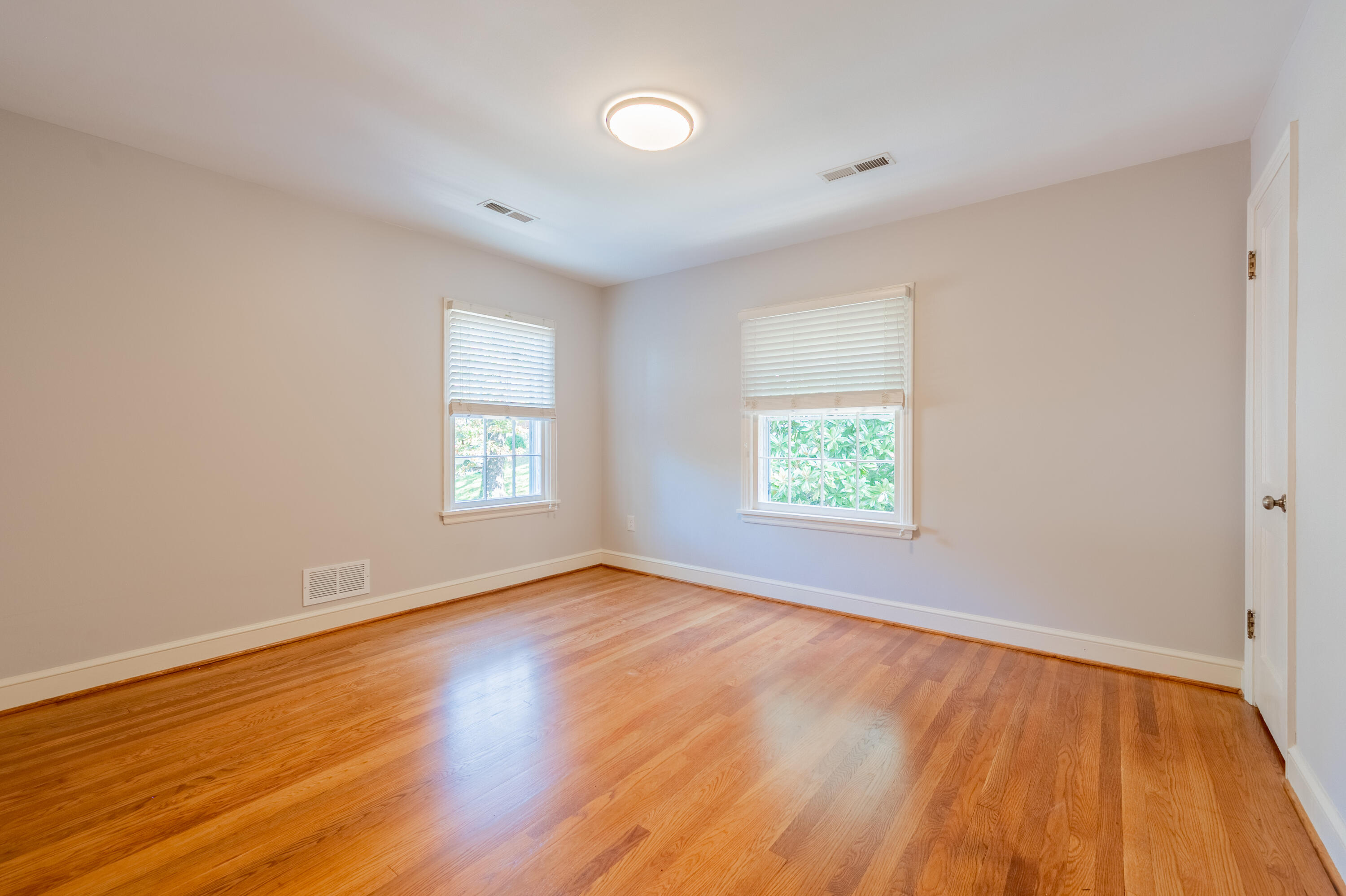 2643 Nottingham Road Southeast Roanoke, VA 24014 - Photo 60 of 105 roanoke-51