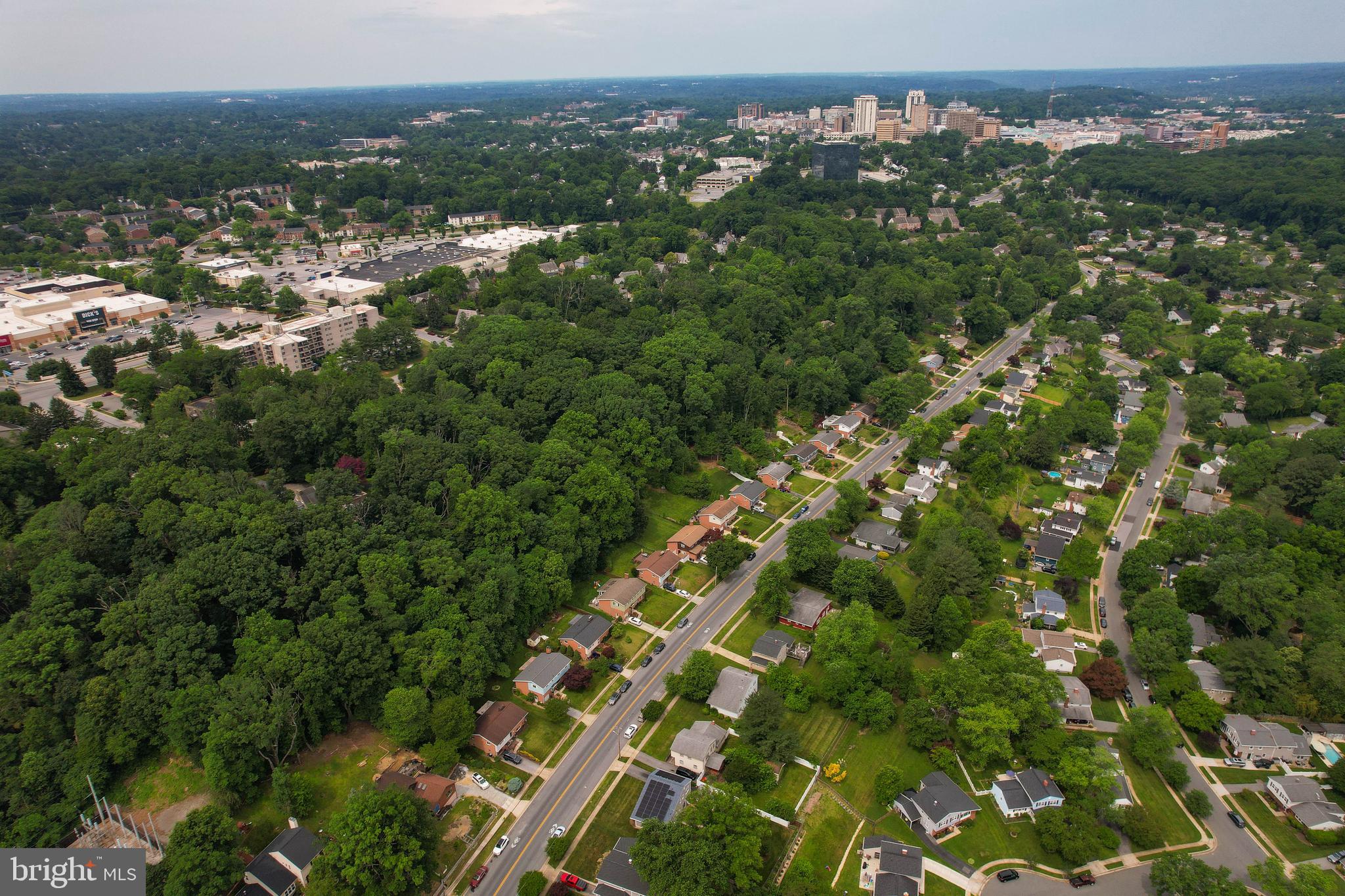 936 Cromwell Bridge Road Towson, MD 21286 - Photo 54 of 58 Aerial view of community