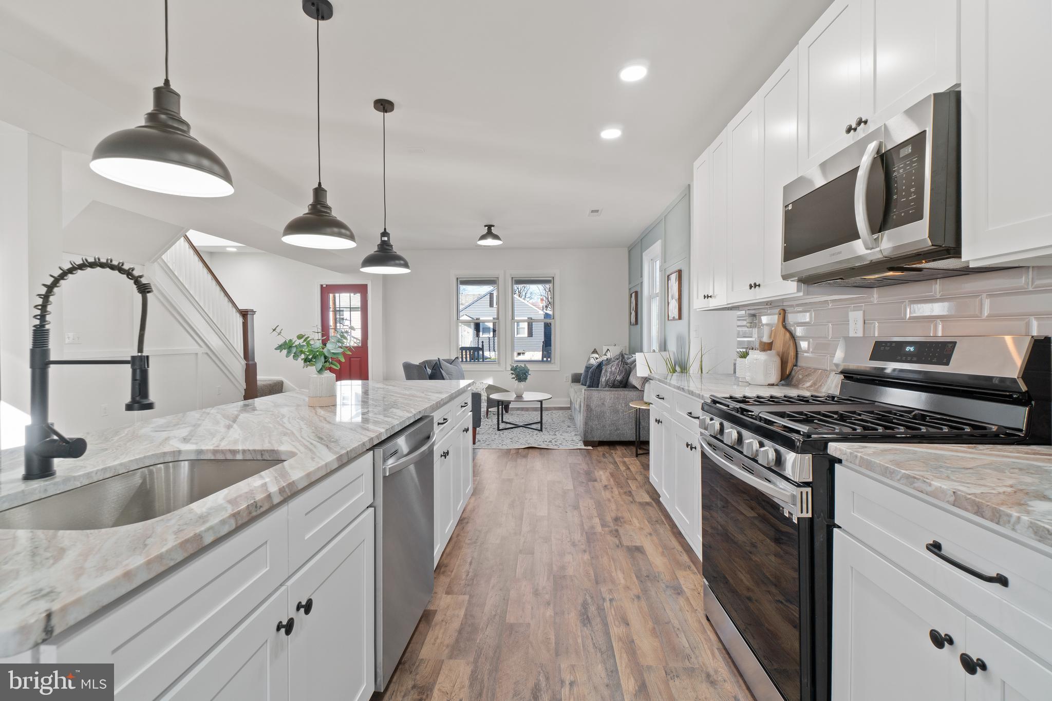 2807 Ruscombe Lane Baltimore, MD 21215 - Photo 11 of 55 Upgraded appliances