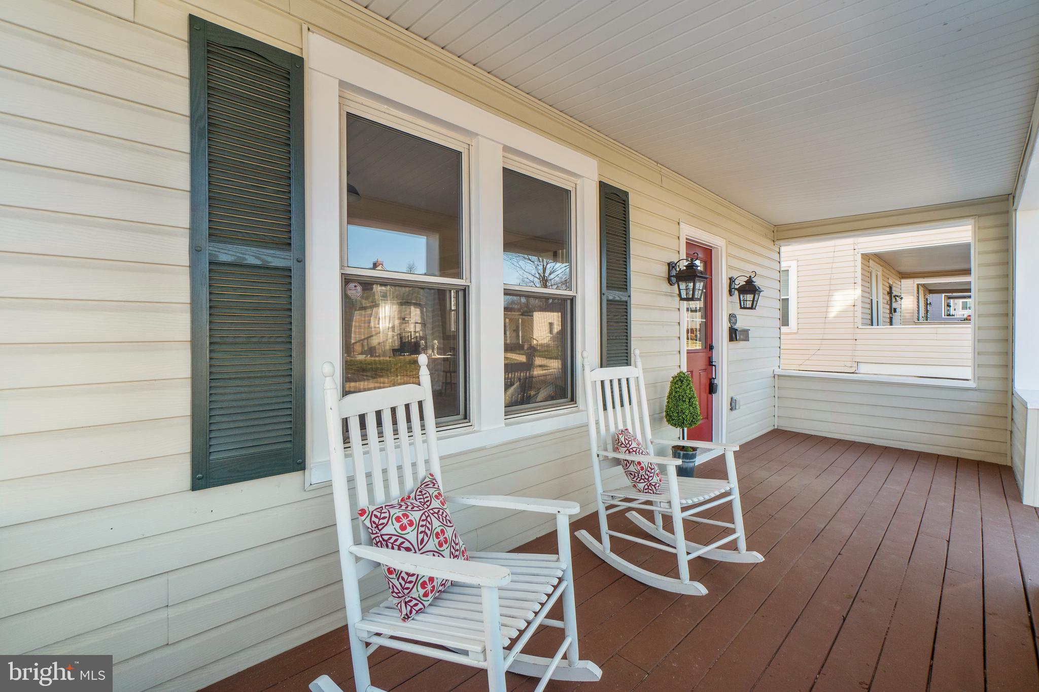 2807 Ruscombe Lane Baltimore, MD 21215 - Photo 5 of 55