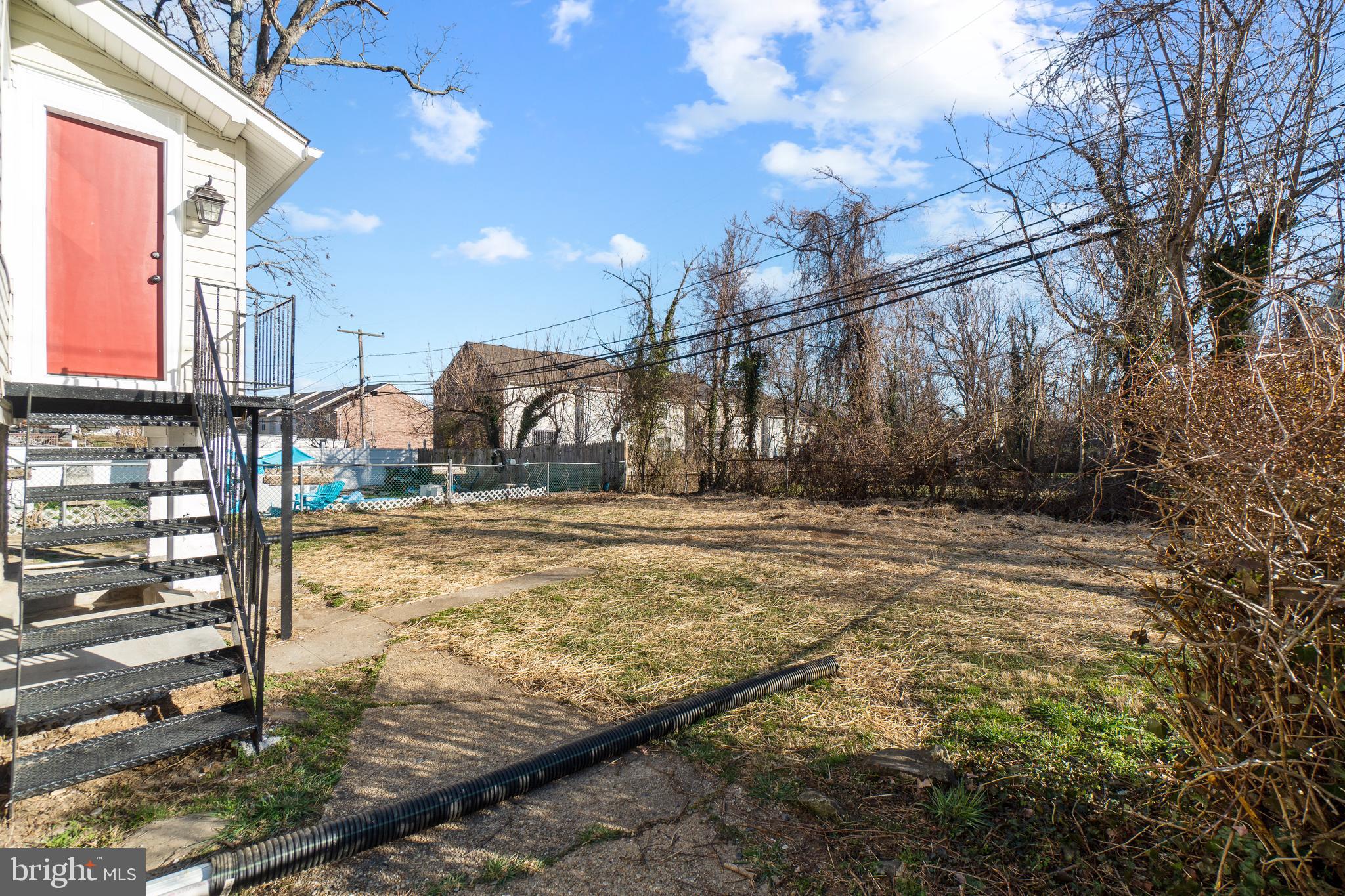 2807 Ruscombe Lane Baltimore, MD 21215 - Photo 51 of 55 Back yard