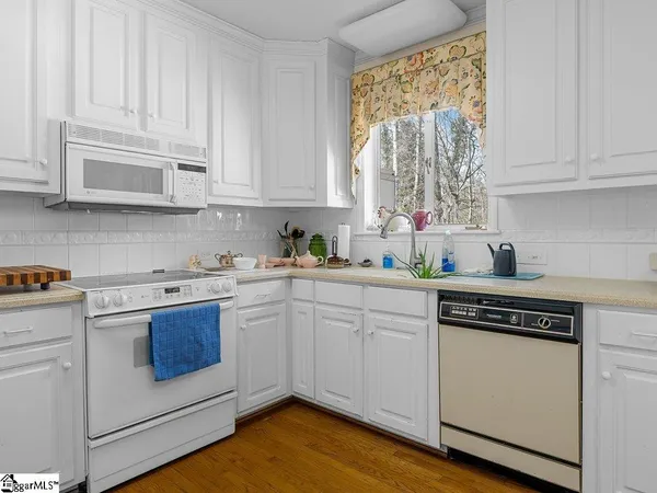 $350,000 | 100 Eastwood Avenue, Union, SC 29379