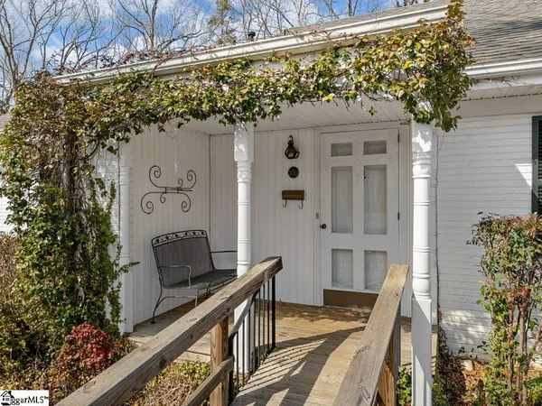 $350,000 | 100 Eastwood Avenue, Union, SC 29379