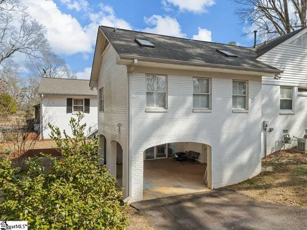 $350,000 | 100 Eastwood Avenue, Union, SC 29379