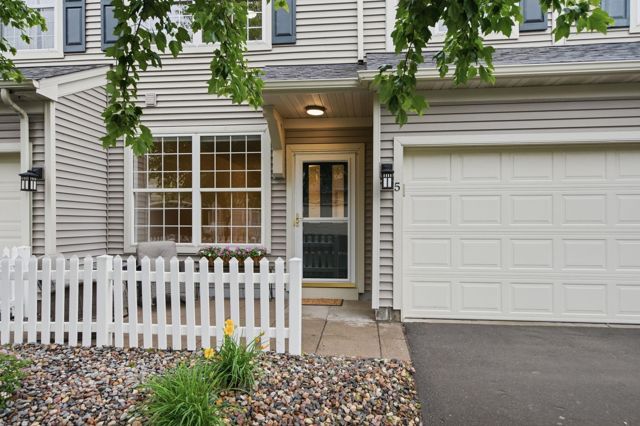 4529 Victor Path, Unit 5 Hugo, MN 55038 - Photo 4 of 10