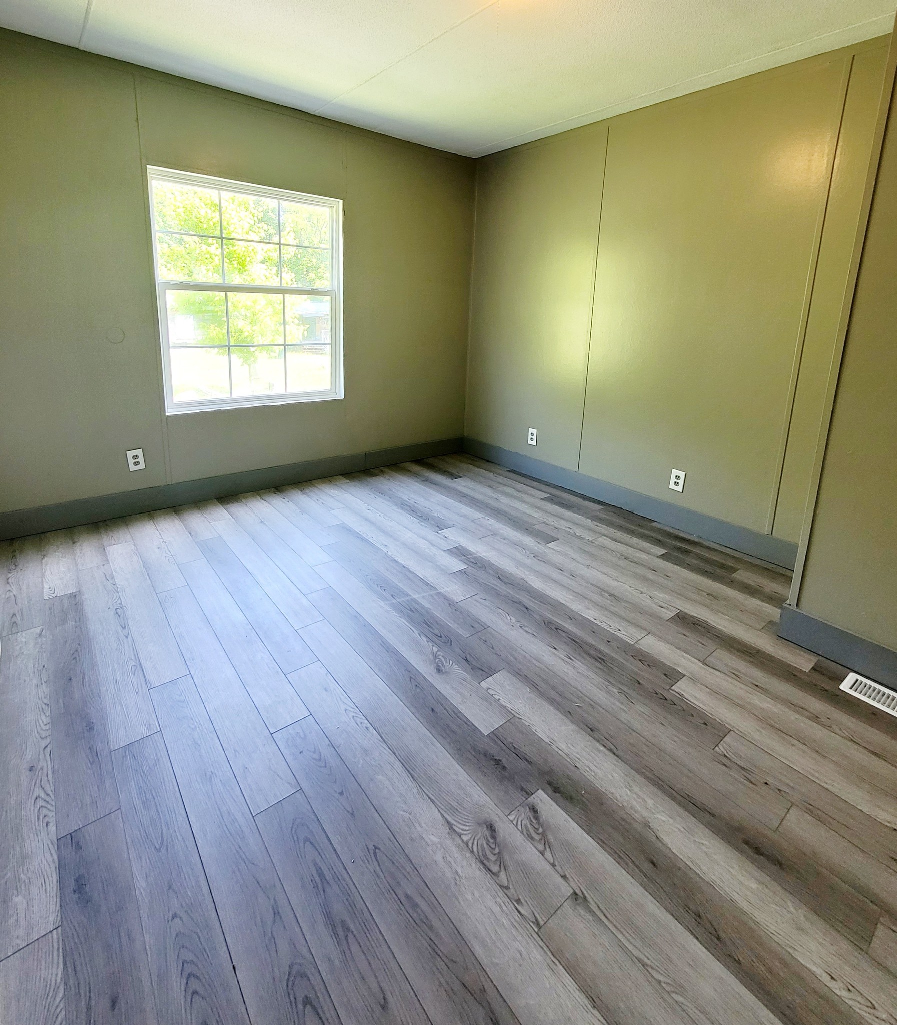 995 Coaling Road Charlotte, TN 37036 - Photo 14 of 17 Gallery Image 14