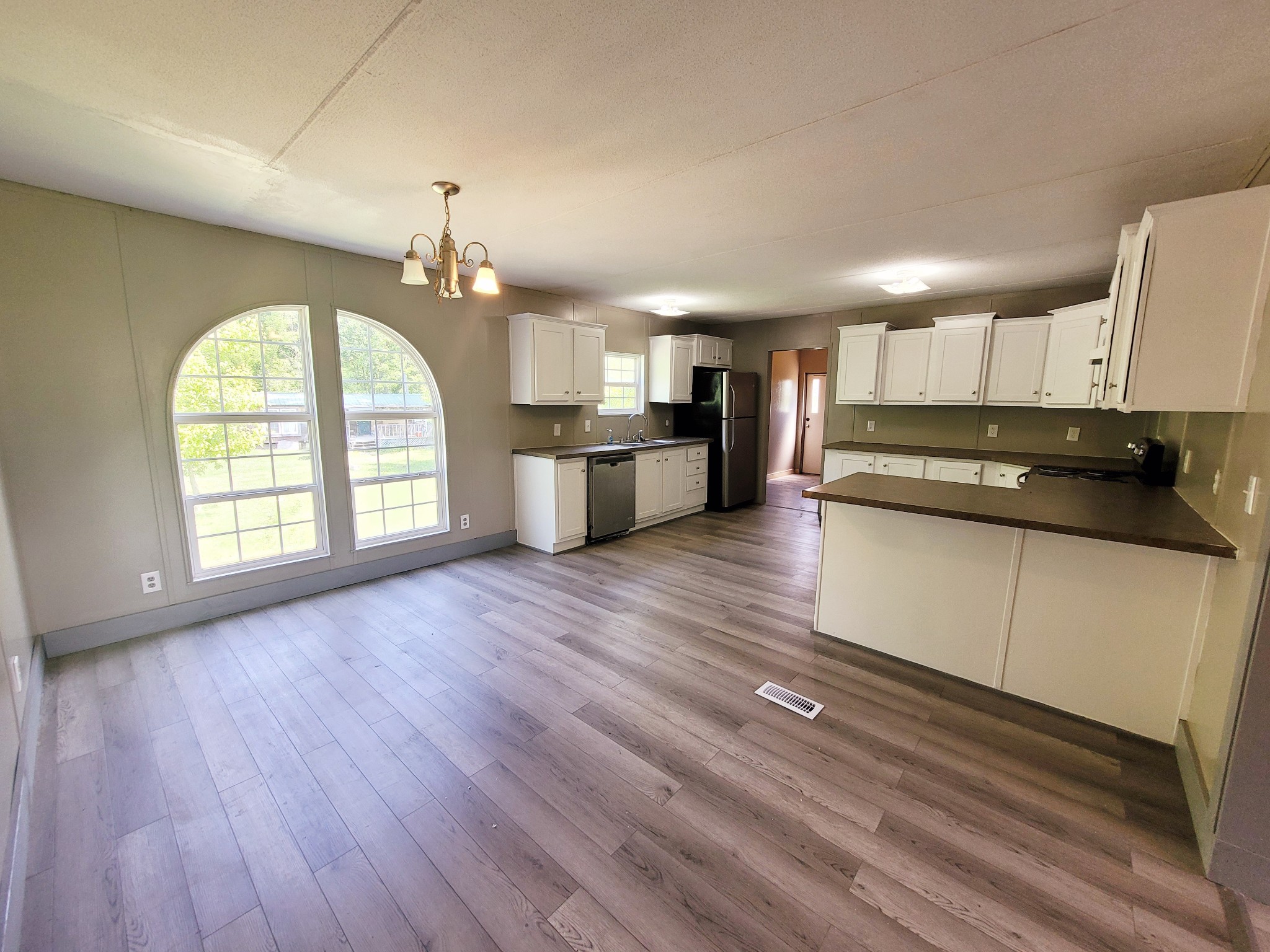 995 Coaling Road Charlotte, TN 37036 - Photo 5 of 17 Gallery Image 5
