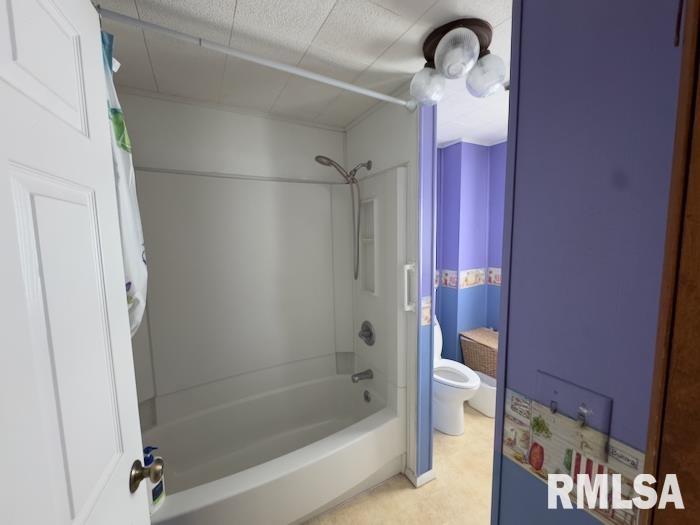 950 North 6th Avenue Canton, IL 61520 - Photo 6 of 34