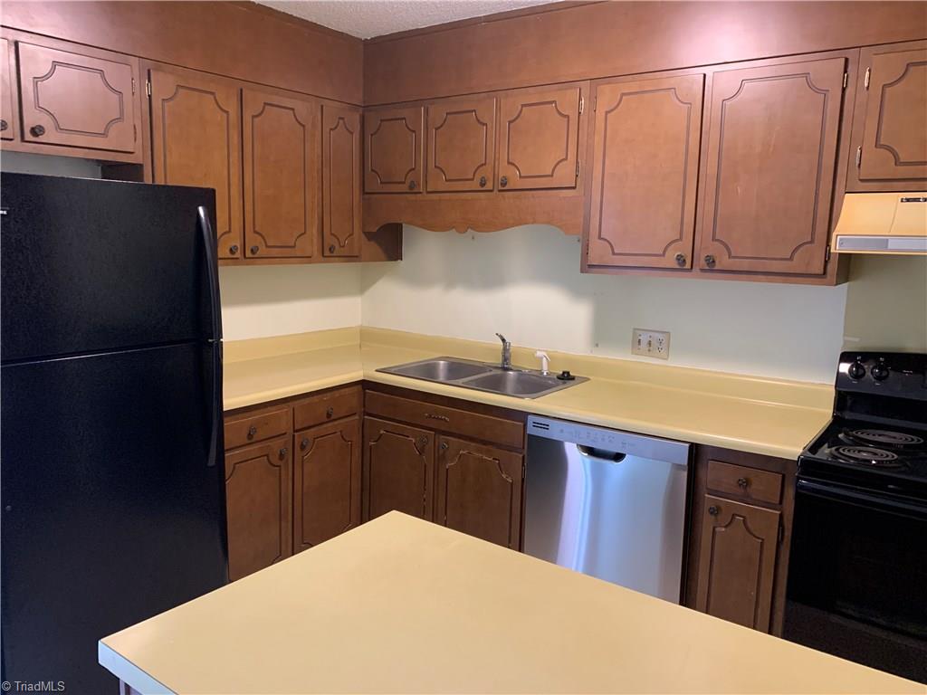 226 Northpoint Avenue, Unit D High Point, NC 27262 - Photo 2 of 10 Gallery Image 2