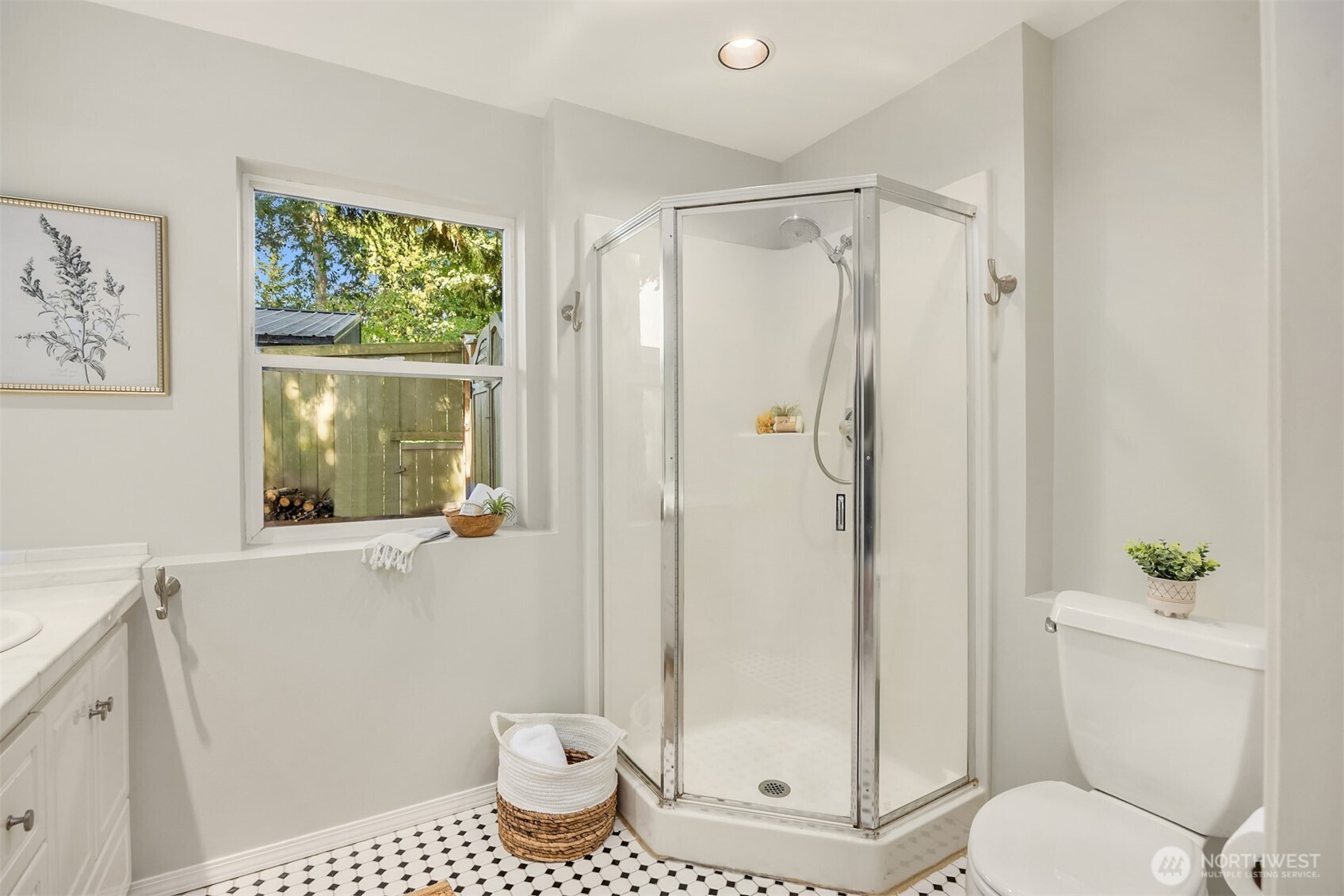9549 Olympus Beach Road Northeast Bainbridge Island, WA 98110 - Photo 18 of 35