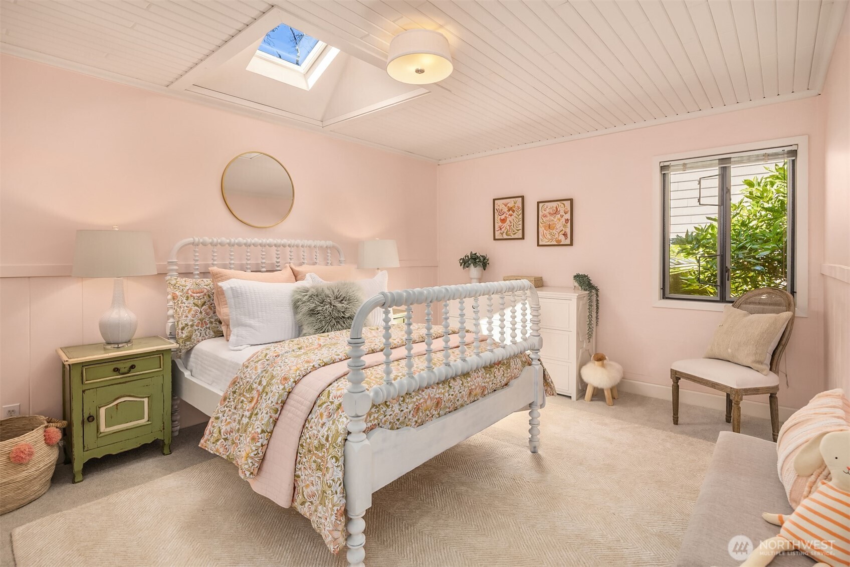 9549 Olympus Beach Road Northeast Bainbridge Island, WA 98110 - Photo 20 of 35