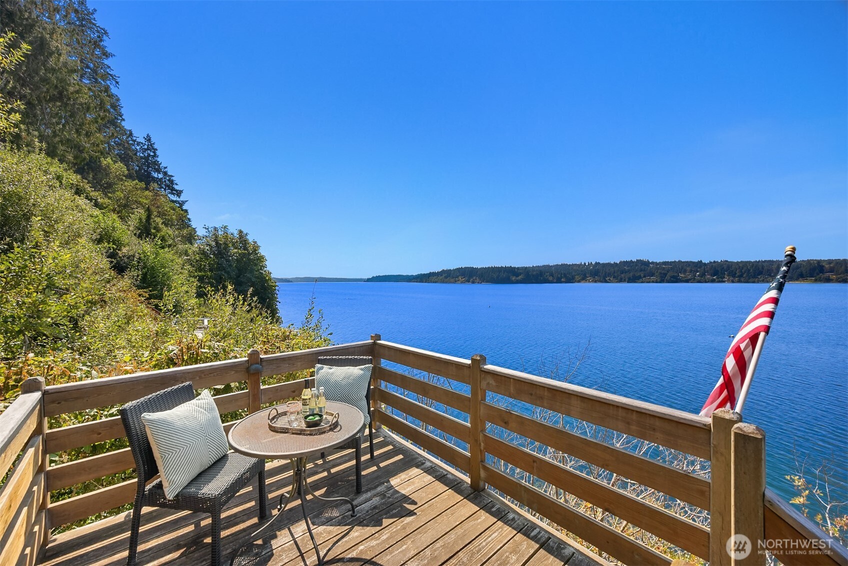 9549 Olympus Beach Road Northeast Bainbridge Island, WA 98110 - Photo 28 of 35