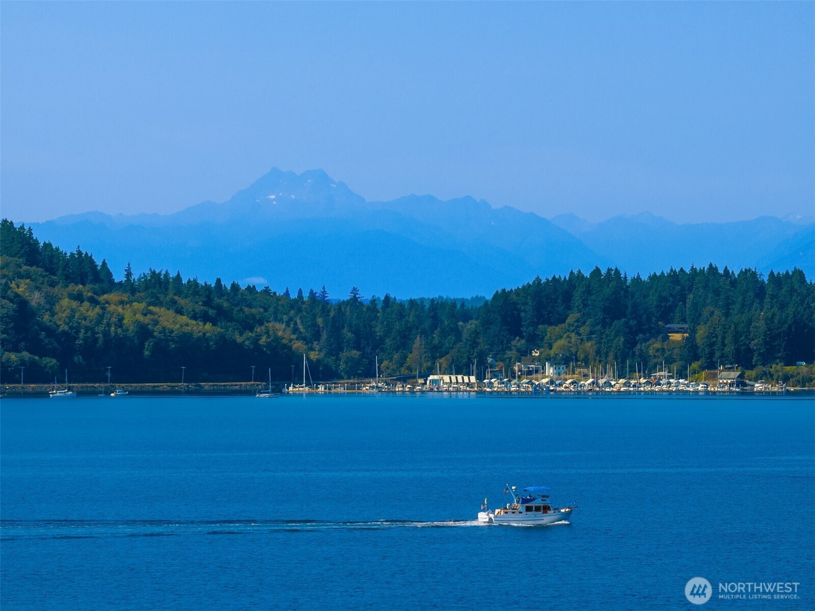 9549 Olympus Beach Road Northeast Bainbridge Island, WA 98110 - Photo 5 of 35