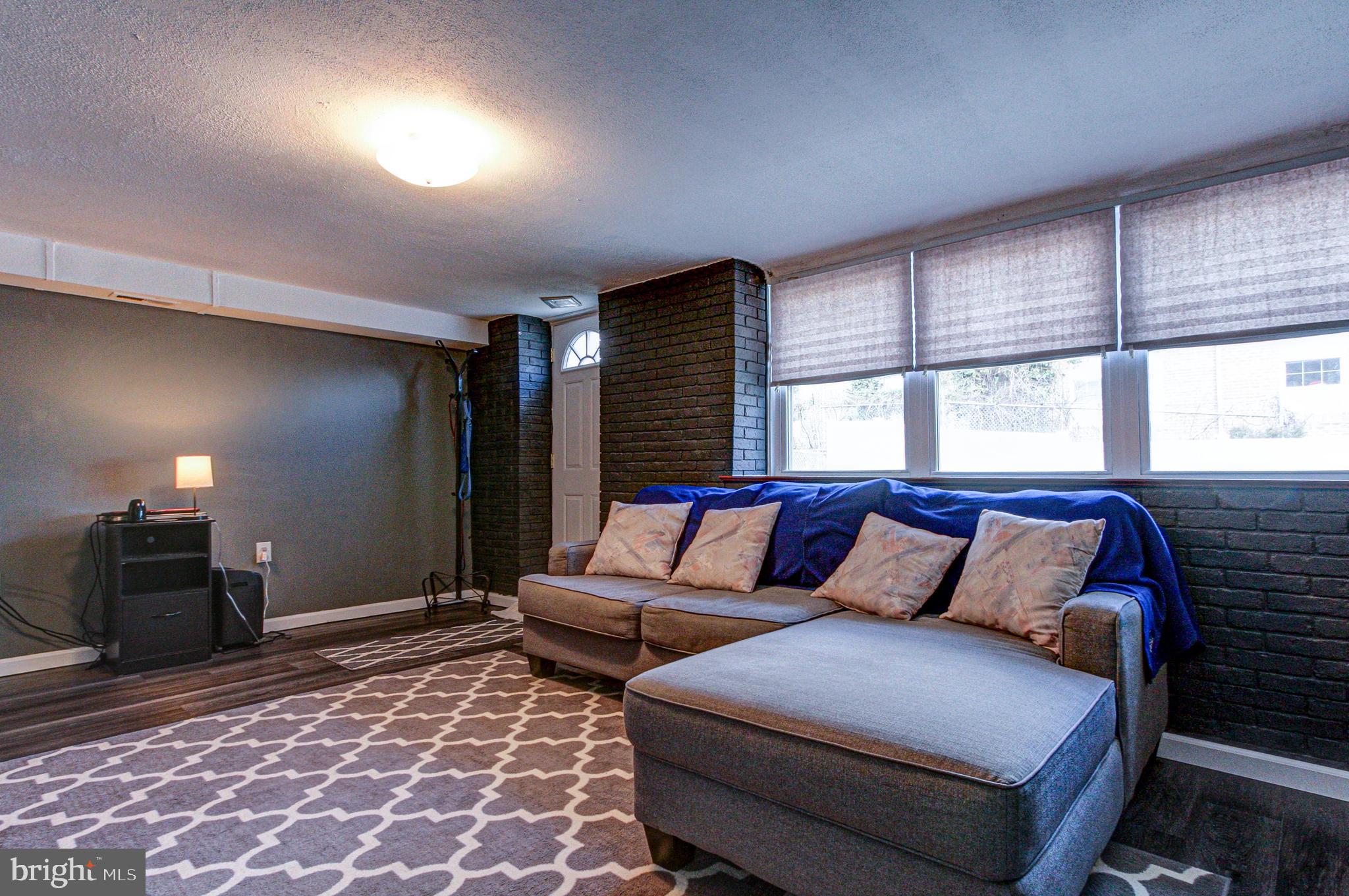 11844 Basile Road Philadelphia, PA 19154 - Photo 24 of 31 Gallery Image 24