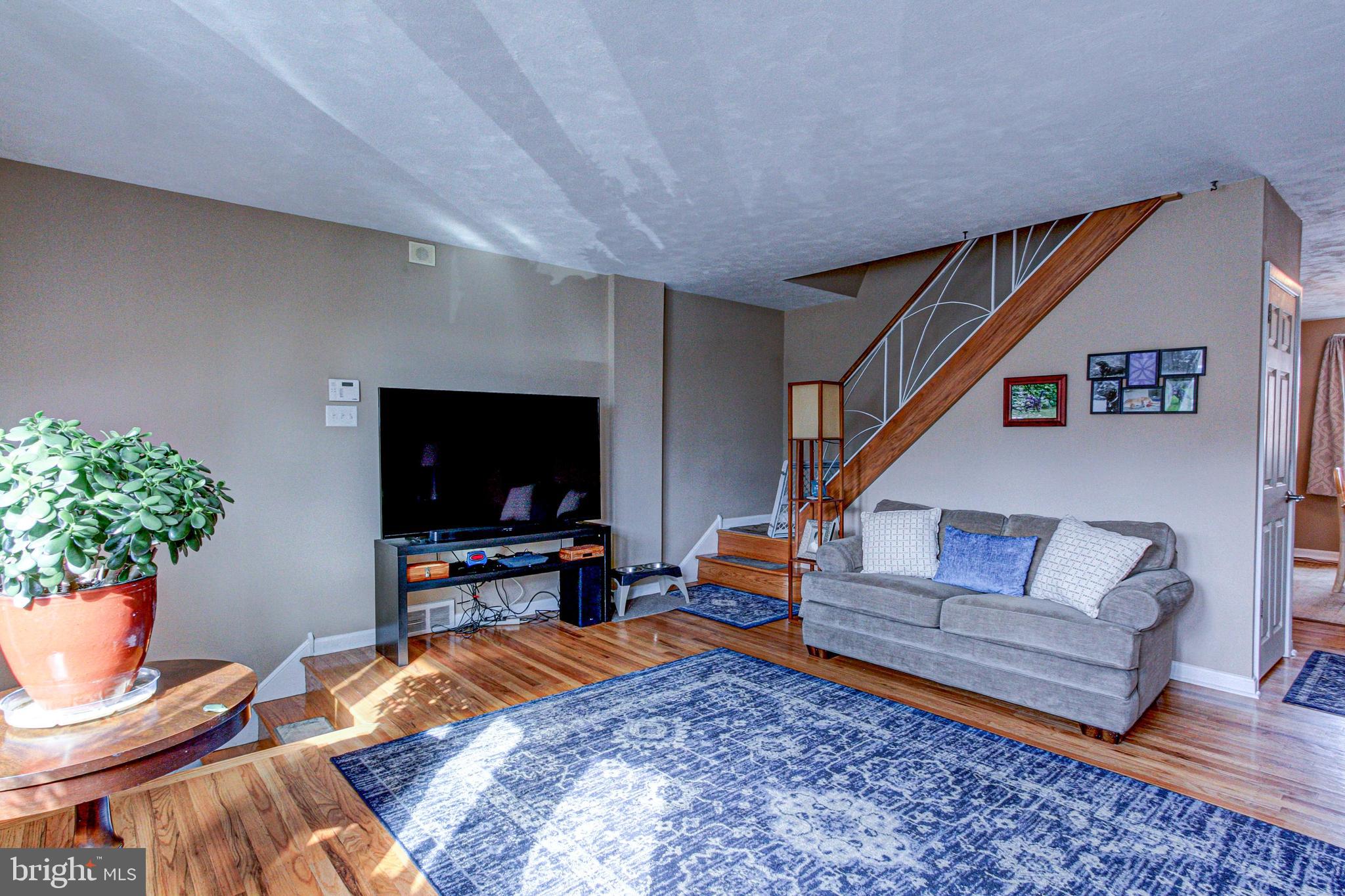 11844 Basile Road Philadelphia, PA 19154 - Photo 4 of 31 Gallery Image 4