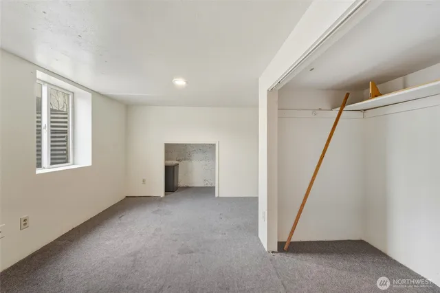 $2,300,000 | 1055 East Isaacs Avenue East, Walla Walla, WA 99362