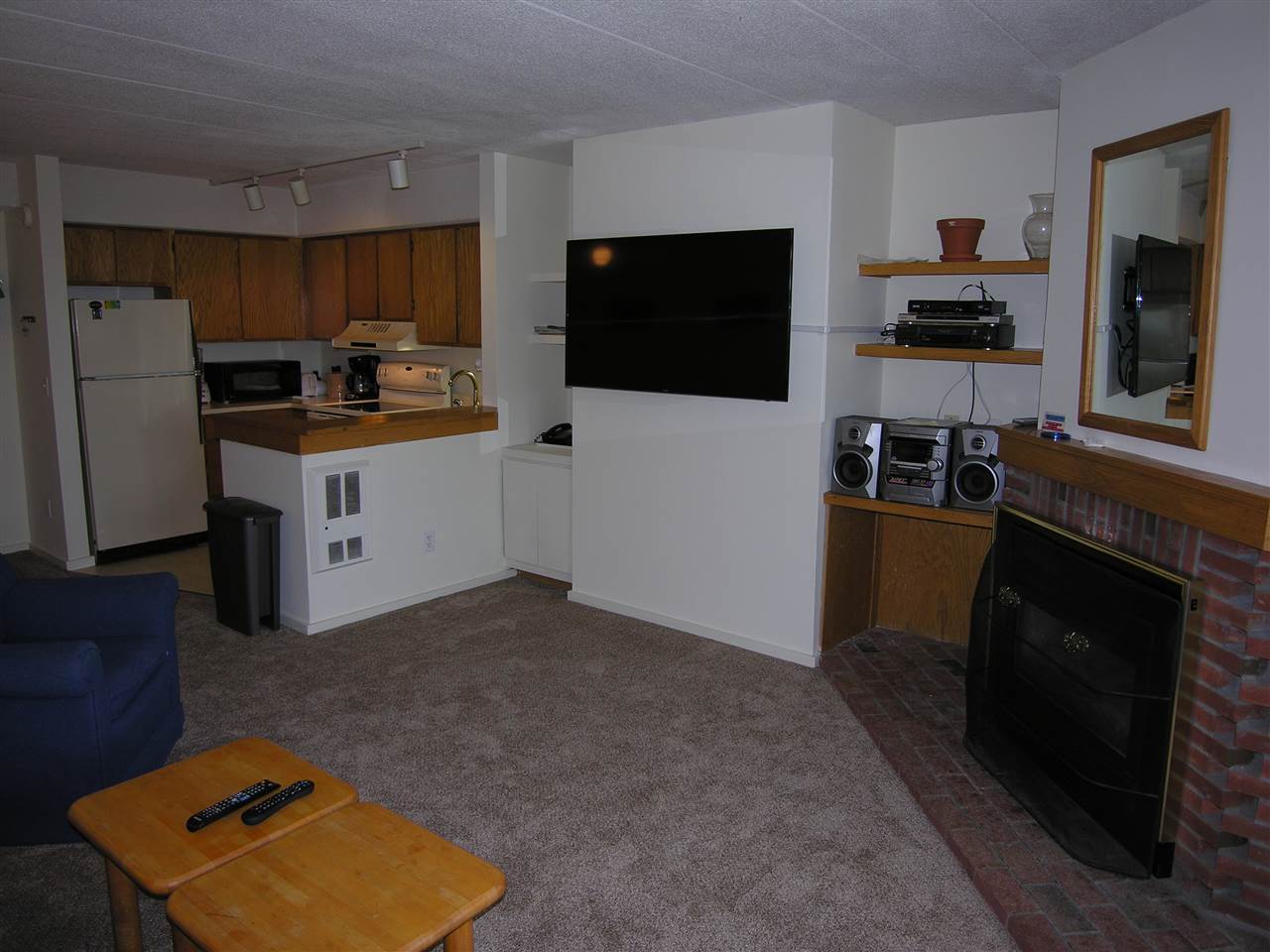 205 Old Mill Road, Unit C23 Killington, VT 05751 - Photo 5 of 22 Gallery Image 5