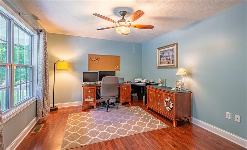 1585 Arndt Road Pittsburgh, PA 15237 - Photo 12 of 25 Gallery Image 12