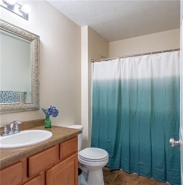 1585 Arndt Road Pittsburgh, PA 15237 - Photo 18 of 25 Gallery Image 18