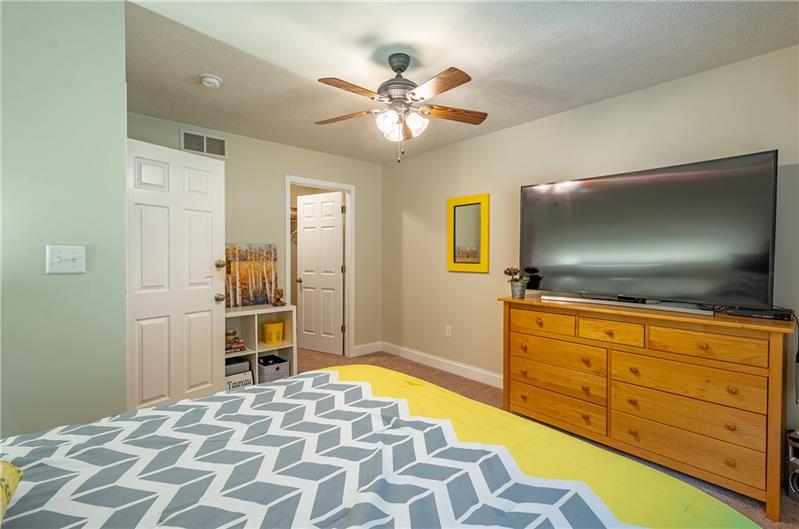 1585 Arndt Road Pittsburgh, PA 15237 - Photo 20 of 25 Gallery Image 20