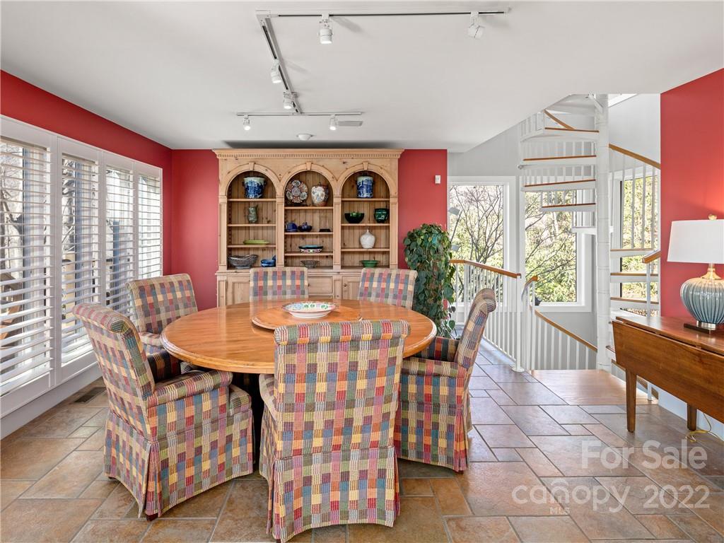 529 Crystal Creek Road Otto, NC 28763 - Photo 28 of 45 Gallery Image 28