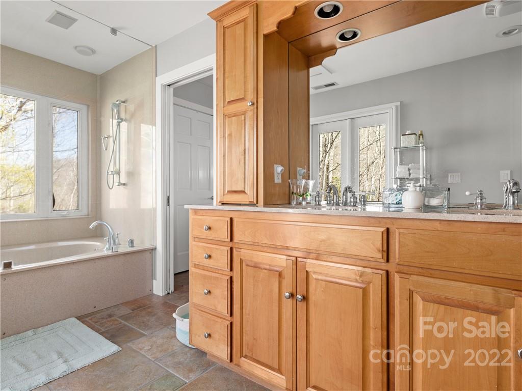 529 Crystal Creek Road Otto, NC 28763 - Photo 36 of 45 Gallery Image 36