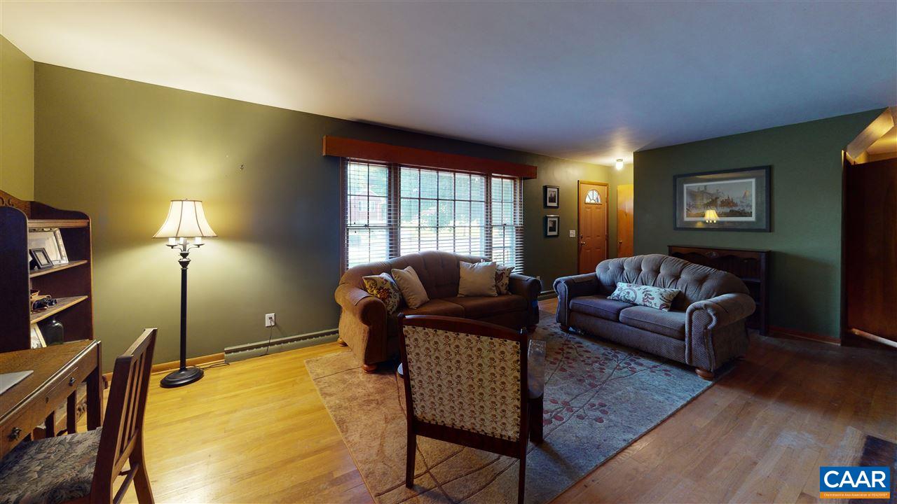 1915 Park Road Waynesboro, VA 22980 - Photo 9 of 20 Gallery Image 9