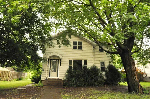 $49,000 | 727 Chapel Street, Ottawa, IL 61350